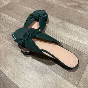 Coutgo Green Bow Slide Sandals Women’s Size 7.5 Square Toe Slip On Flats